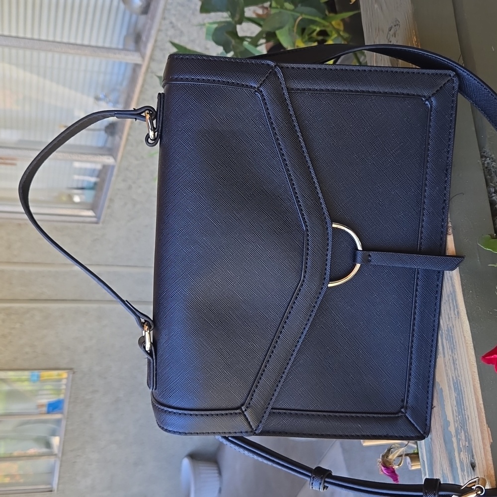 Black Purse